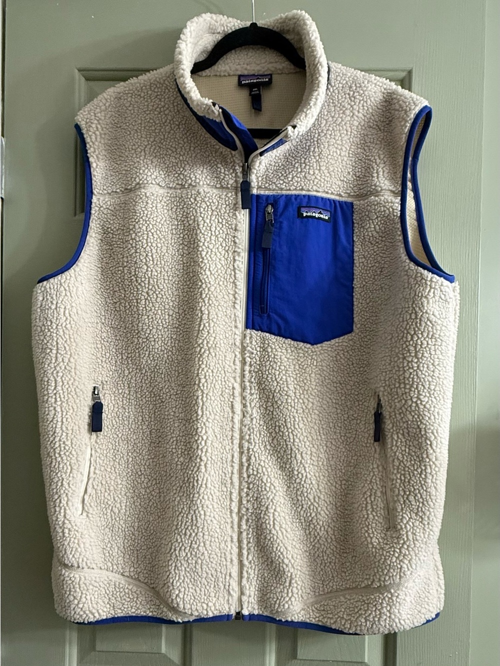 Patagonia Cream Sherpa Fleece Vest with Blue Chest Pocket